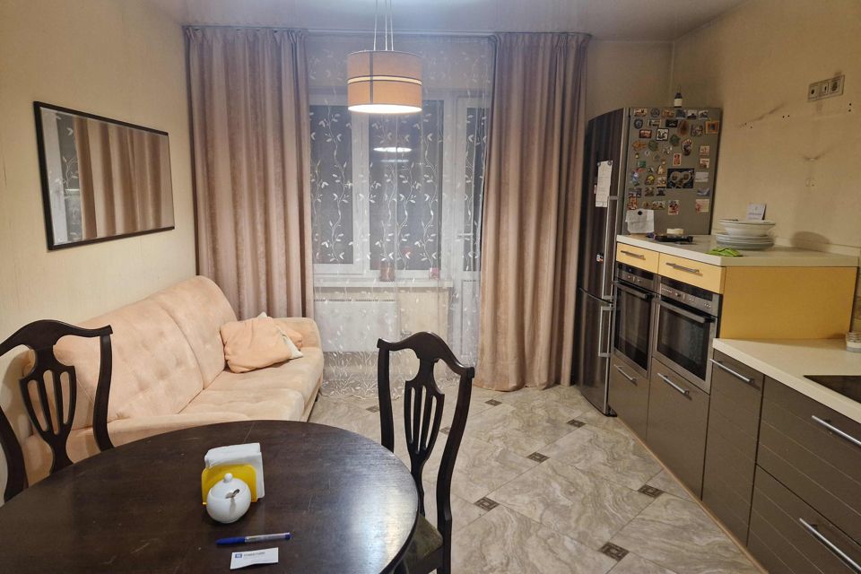 Продаётся 2-комнатная квартира, 74.8 м²