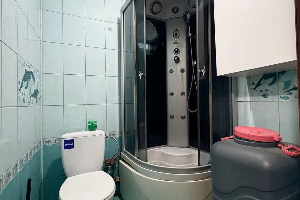 Продаётся 3-комнатная квартира, 41.4 м²