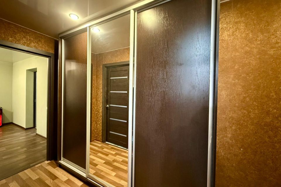 Продаётся 3-комнатная квартира, 58.7 м²