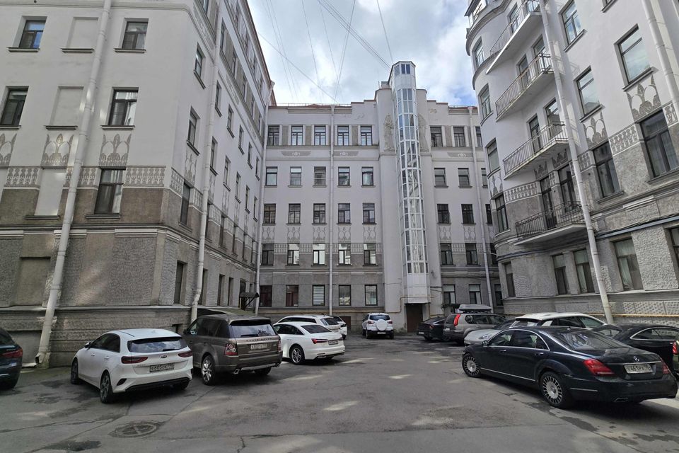 Продаётся комната в 4-комн. квартире, 20.4 м²