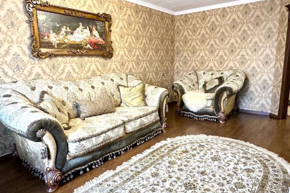 Продаётся 4-комнатная квартира, 112 м²