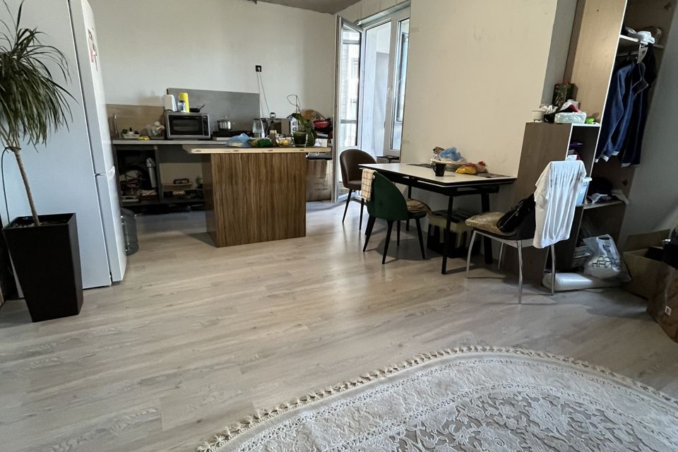 Продаётся 3-комнатная квартира, 80 м²