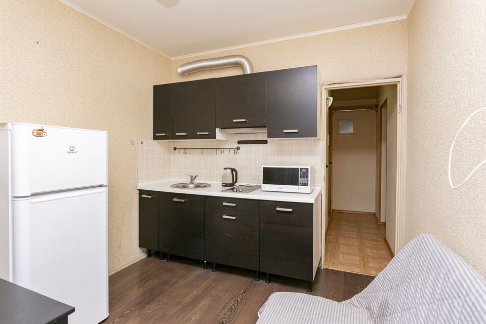 Продаётся 1-комнатная квартира, 38 м²