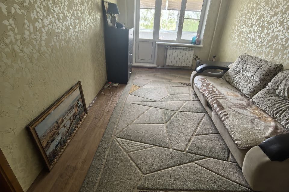 Продаётся 2-комнатная квартира, 49.6 м²