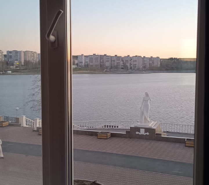 Продаётся 2-комнатная квартира, 53.5 м²