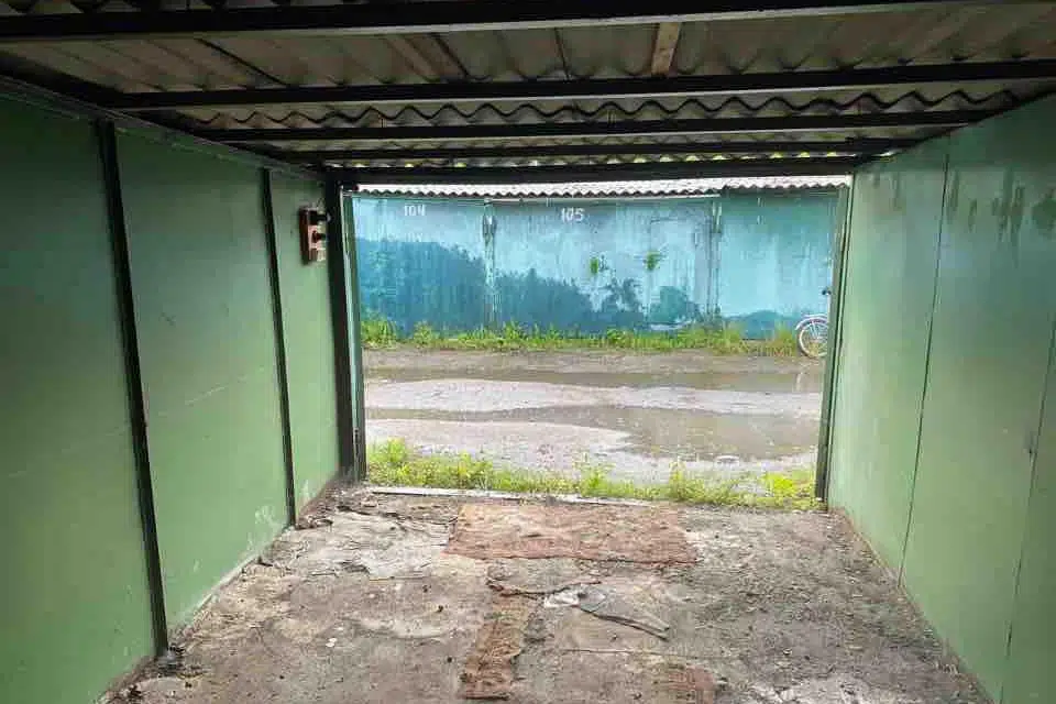 Продаётся гараж, 18 м²