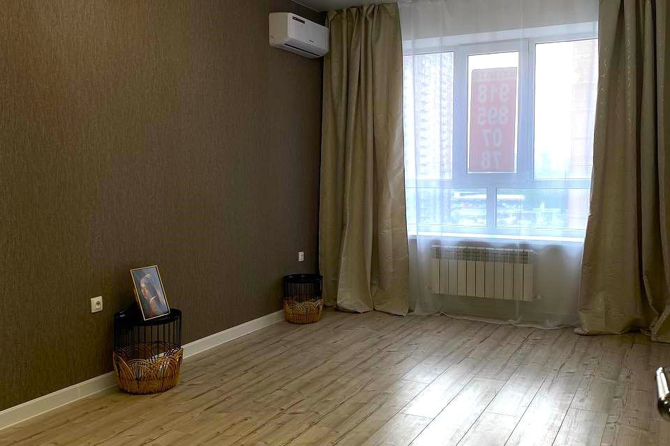 Продаётся 1-комнатная квартира, 41 м²