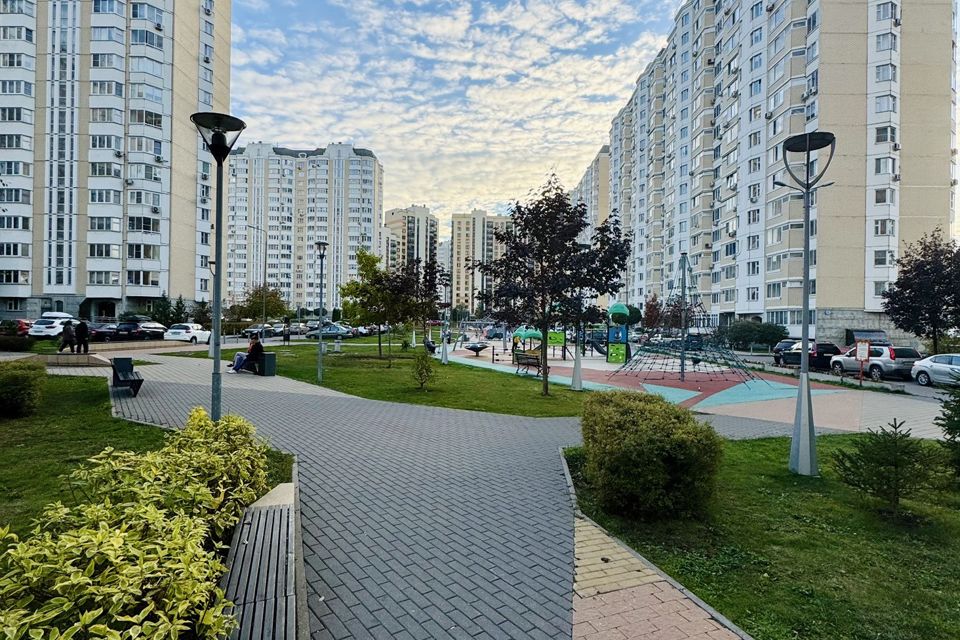 Продаётся 2-комнатная квартира, 64 м²