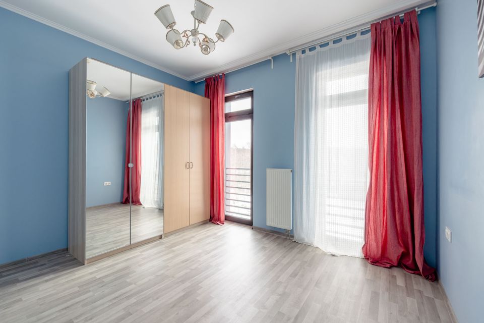 Продаётся 2-комнатная квартира, 61 м²