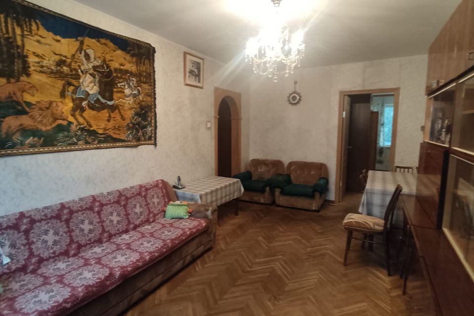Продаётся 3-комнатная квартира, 60.8 м²