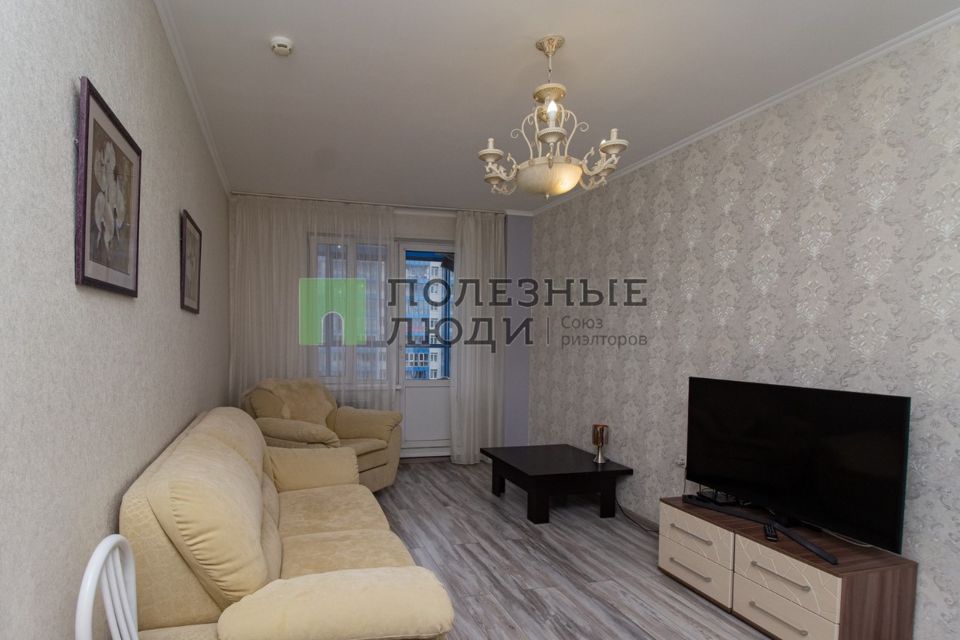 Продаётся 1-комнатная квартира, 42.3 м²