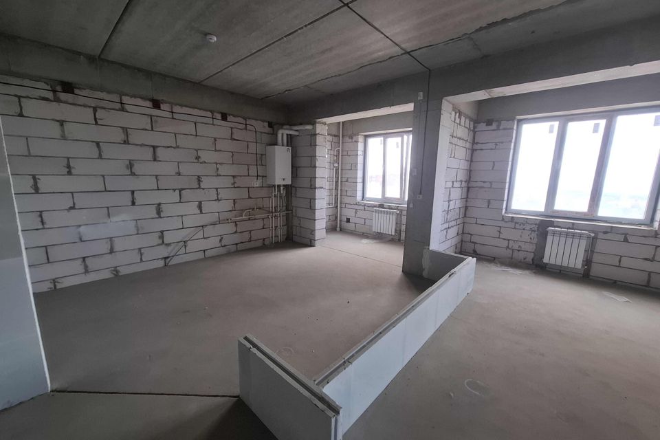 Продаётся 2-комнатная квартира, 82 м²