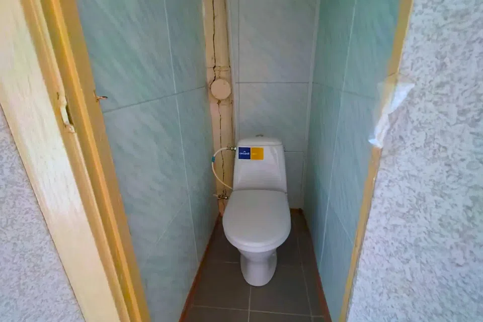 Продаётся 4-комнатная квартира, 57.9 м²