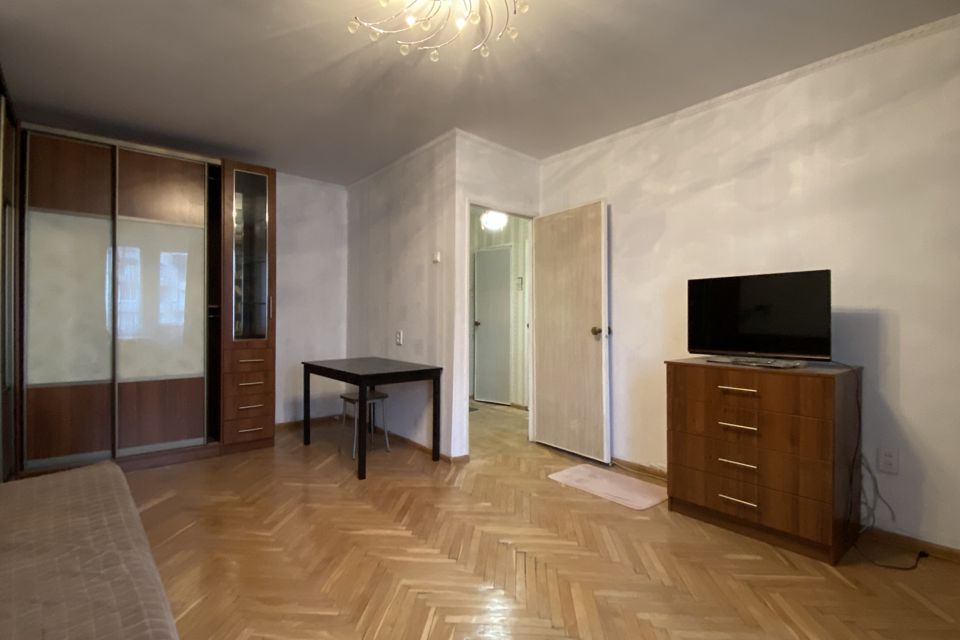 Продаётся 1-комнатная квартира, 35.5 м²