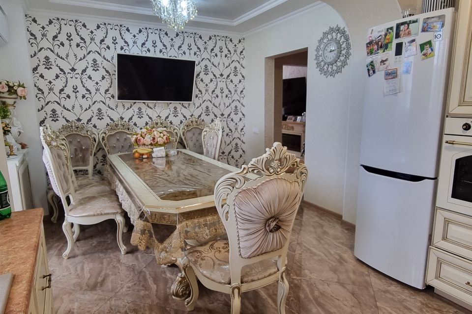 Продаётся 3-комнатная квартира, 79.9 м²