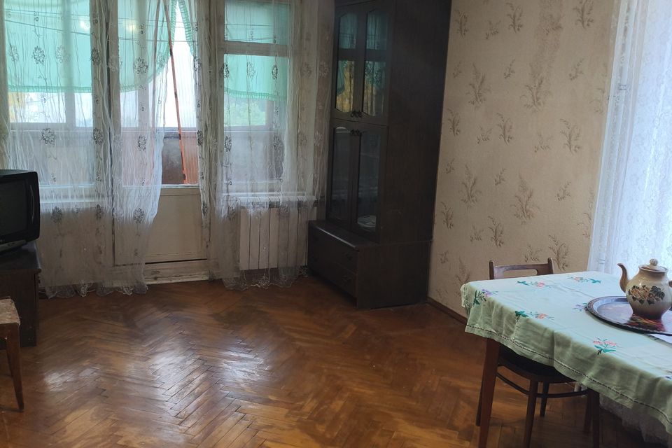 Продаётся 2-комнатная квартира, 42 м²