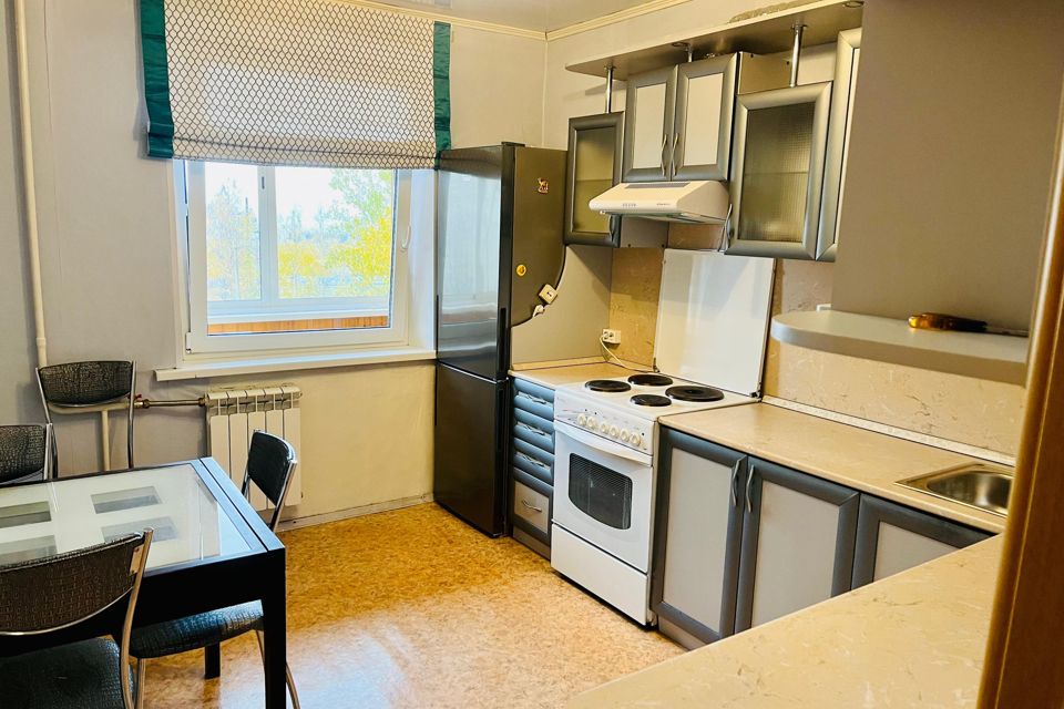 Продаётся 4-комнатная квартира, 71 м²