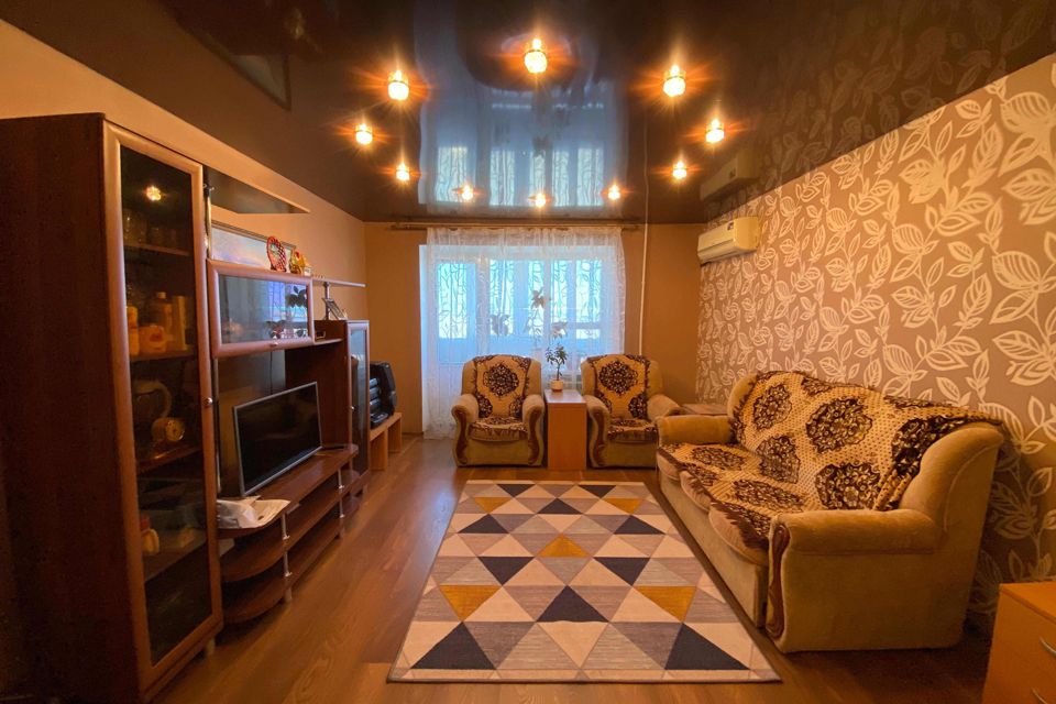 Продаётся 3-комнатная квартира, 58.8 м²