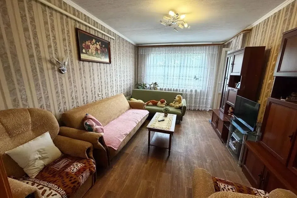 Продаётся 3-комнатная квартира, 75.4 м²