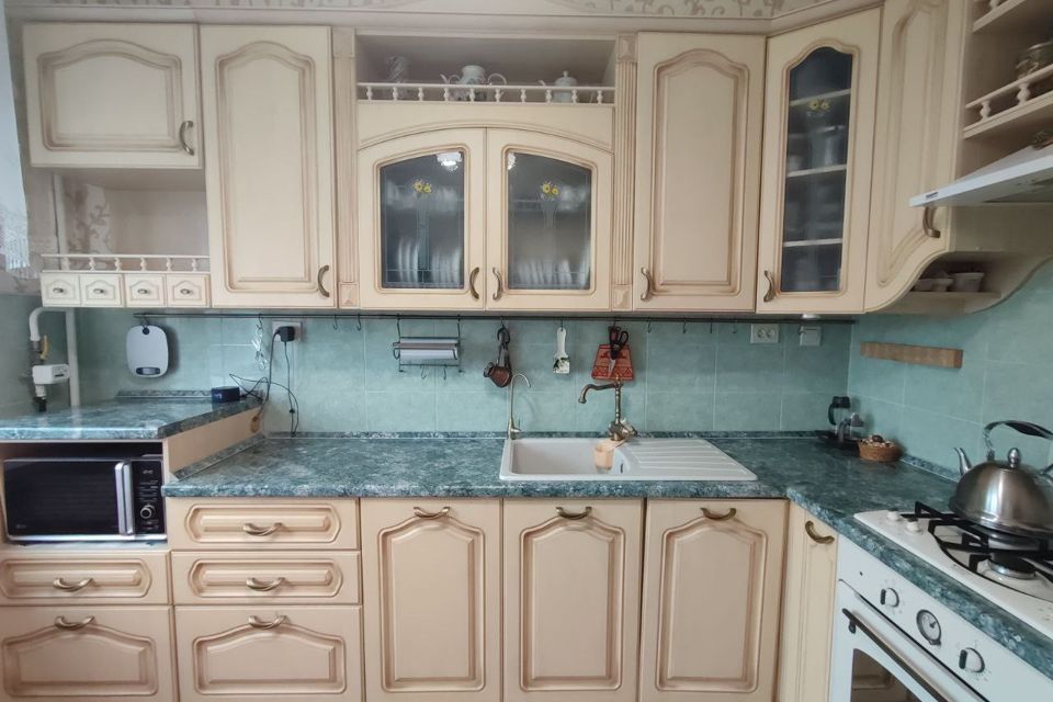 Продаётся 3-комнатная квартира, 63.7 м²