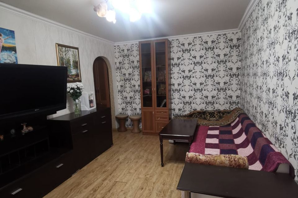 Продаётся 3-комнатная квартира, 54.9 м²