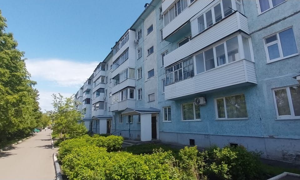 Продаётся 4-комнатная квартира, 60 м²