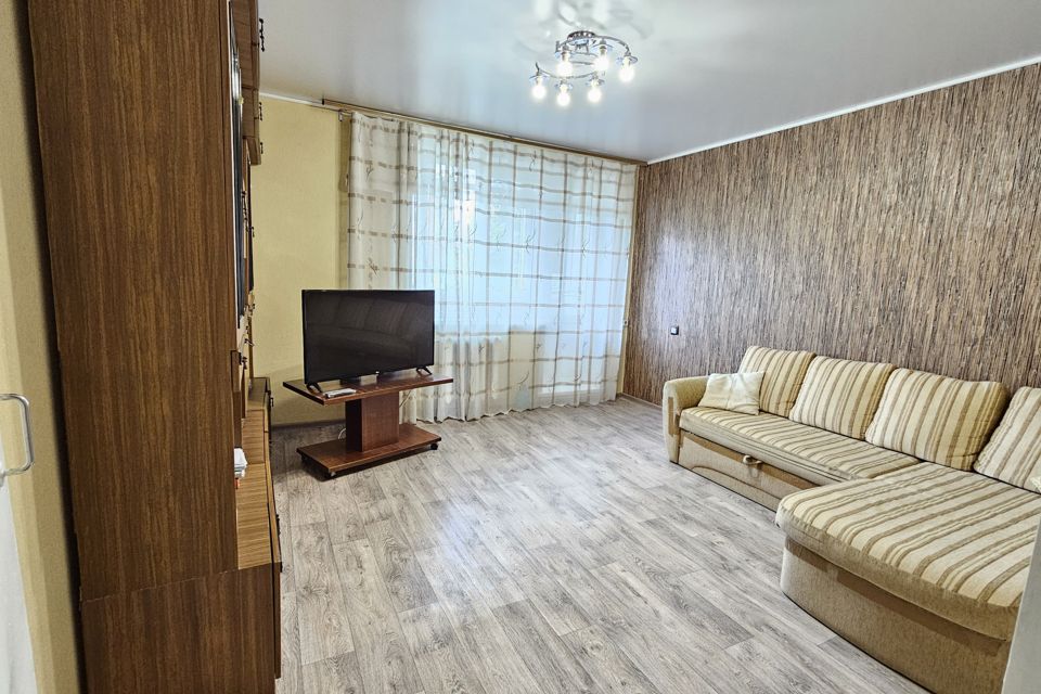Продаётся 3-комнатная квартира, 57.8 м²
