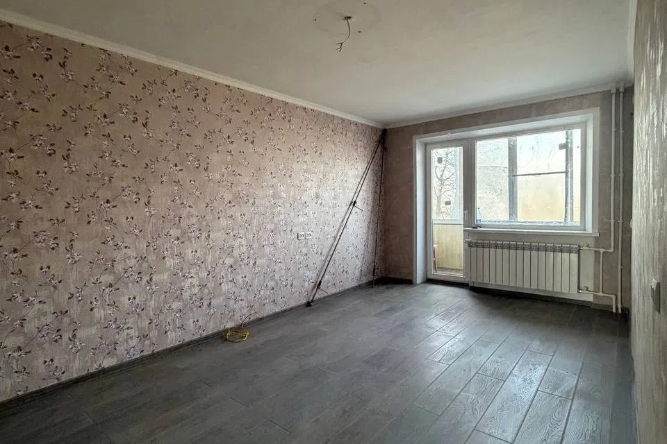 Продаётся 3-комнатная квартира, 59.8 м²
