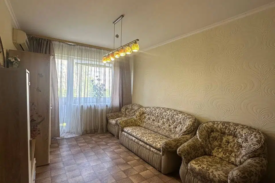 Продаётся 4-комнатная квартира, 85.1 м²