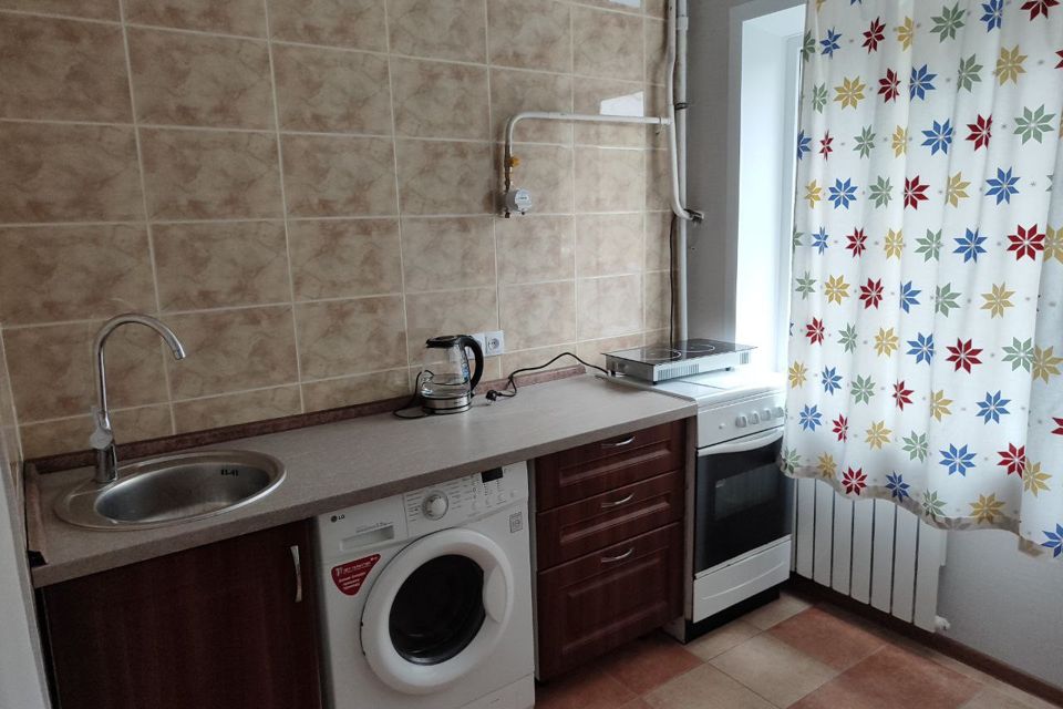 Сдаётся 1-комнатная квартира, 35 м²