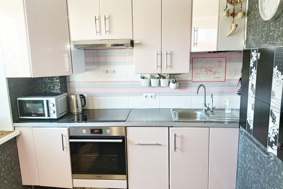 Продаётся 2-комнатная квартира, 46.7 м²