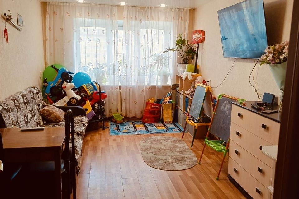 Продаётся 3-комнатная квартира, 60.6 м²