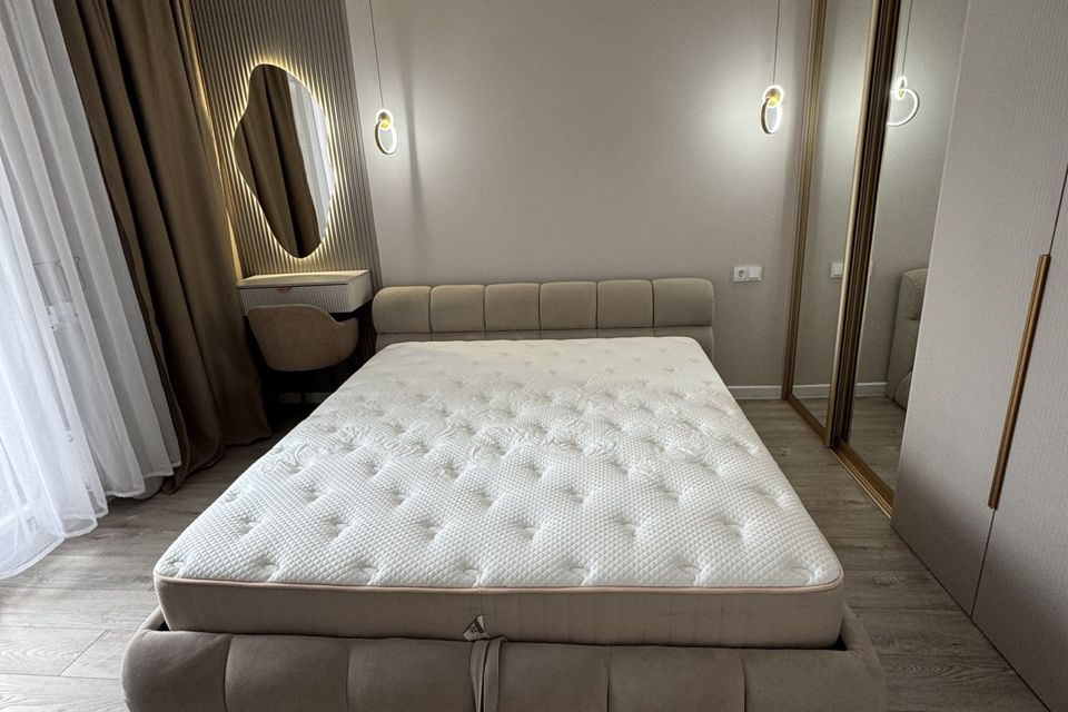 Сдаётся 2-комнатная квартира, 56 м²