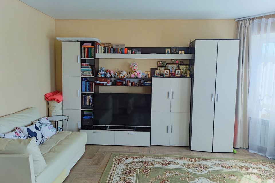 Продаётся 2-комнатная квартира, 56 м²