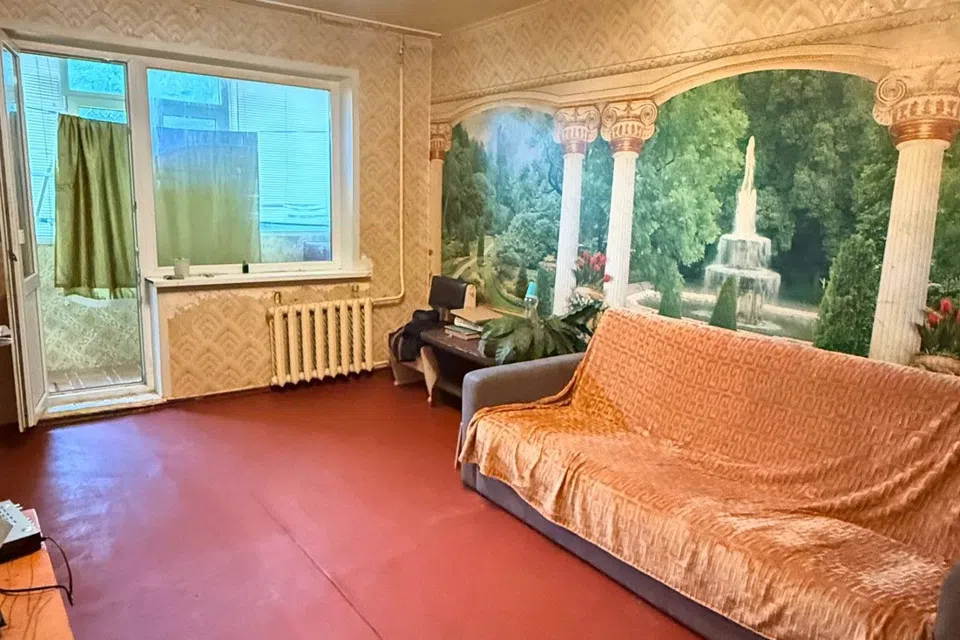 Продаётся 1-комнатная квартира, 42 м²