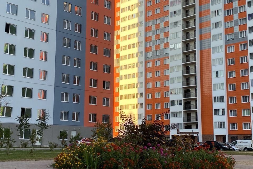 Продаётся 2-комнатная квартира, 58.22 м²