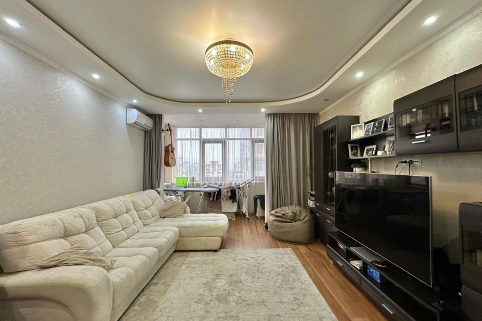 Продаётся 3-комнатная квартира, 91 м²