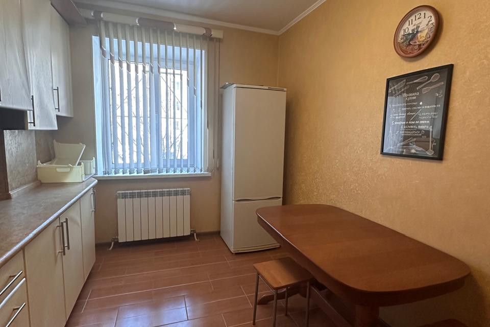 Продаётся 2-комнатная квартира, 59 м²