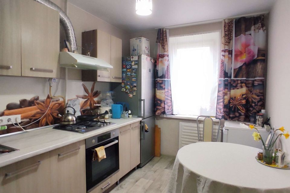 Продаётся 3-комнатная квартира, 66.1 м²