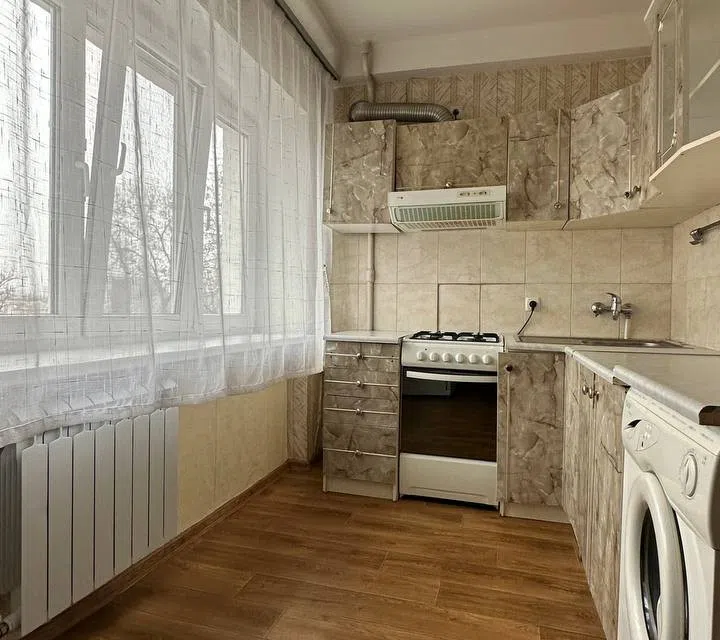 Продаётся 3-комнатная квартира, 59.7 м²