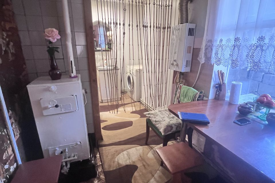 Продаётся 2-этажный дом, 260 м²