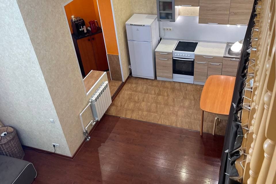 Продаётся 1-комнатная квартира, 42 м²