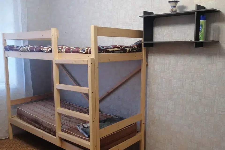 Продаётся комната в 4-комн. квартире, 13.6 м²