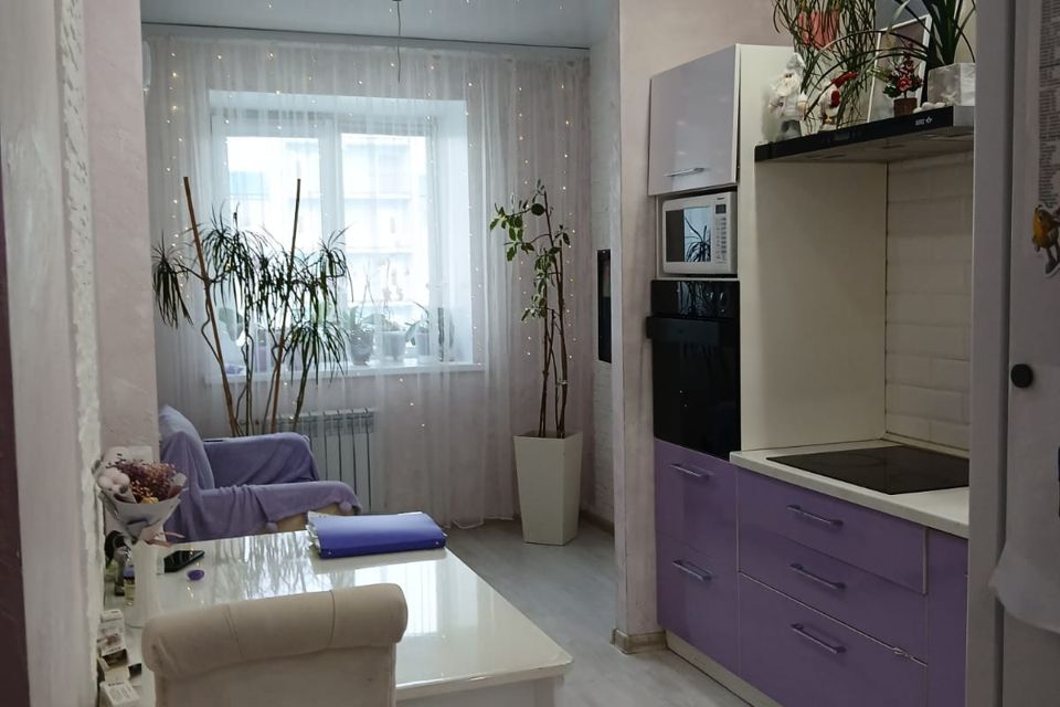 Продаётся 2-комнатная квартира, 58 м²