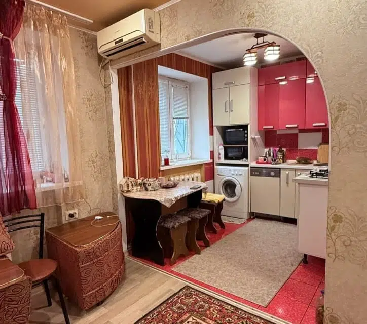 Продаётся 2-комнатная квартира, 56 м²