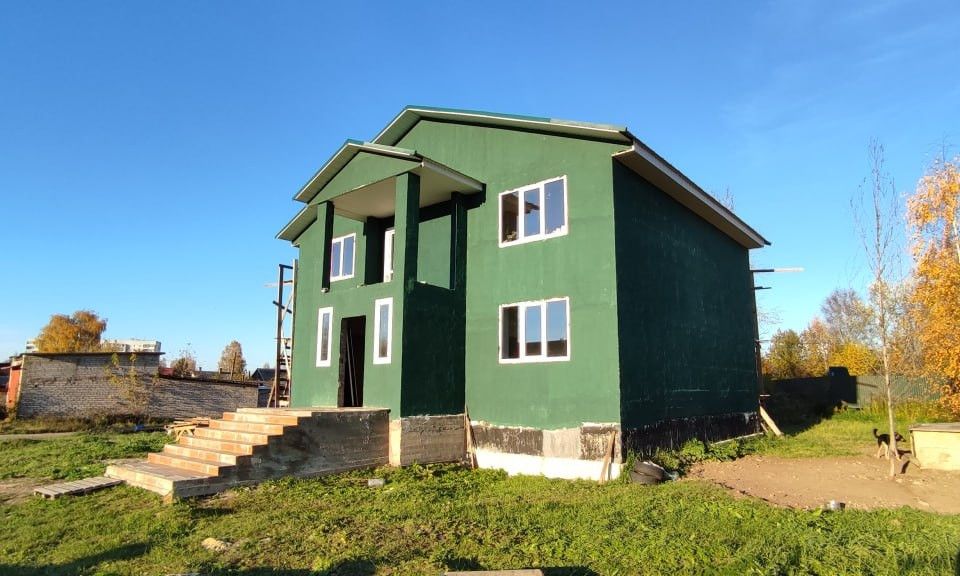 Продаётся 2-этажный дом, 194 м²