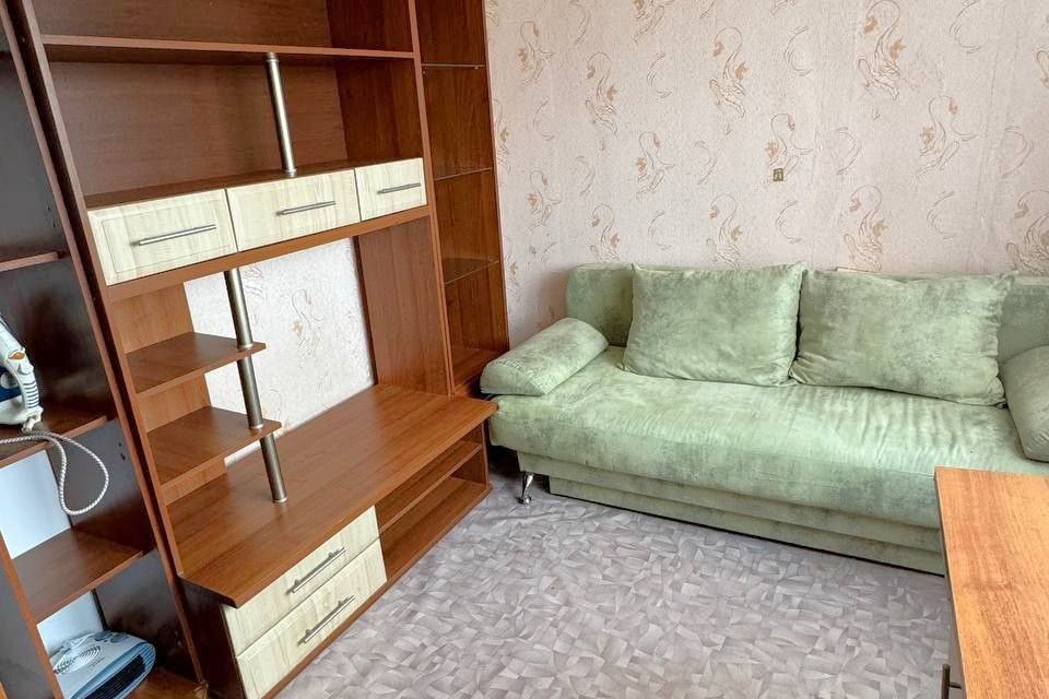 Продаётся 3-комнатная квартира, 56 м²