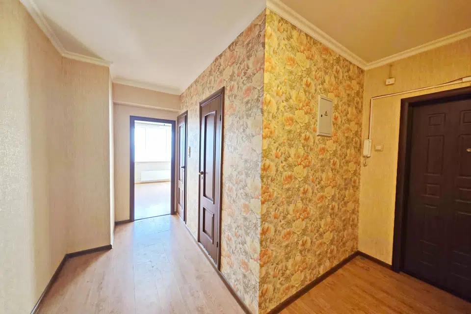 Продаётся 2-комнатная квартира, 60.5 м²