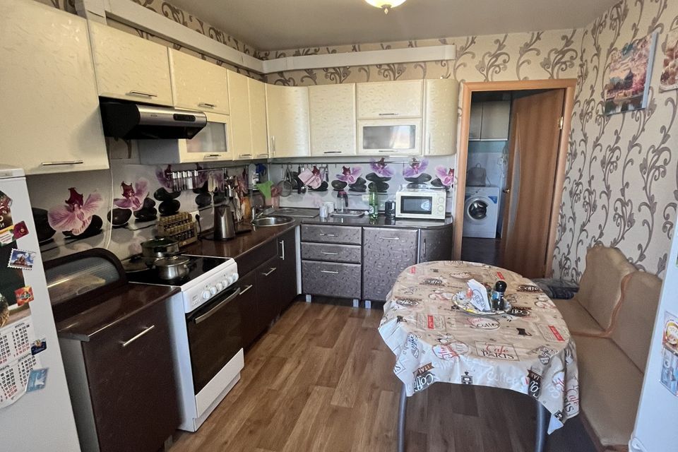 Продаётся 3-комнатная квартира, 72.7 м²