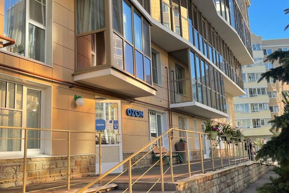 Продаётся 1-комнатная квартира, 53.2 м²
